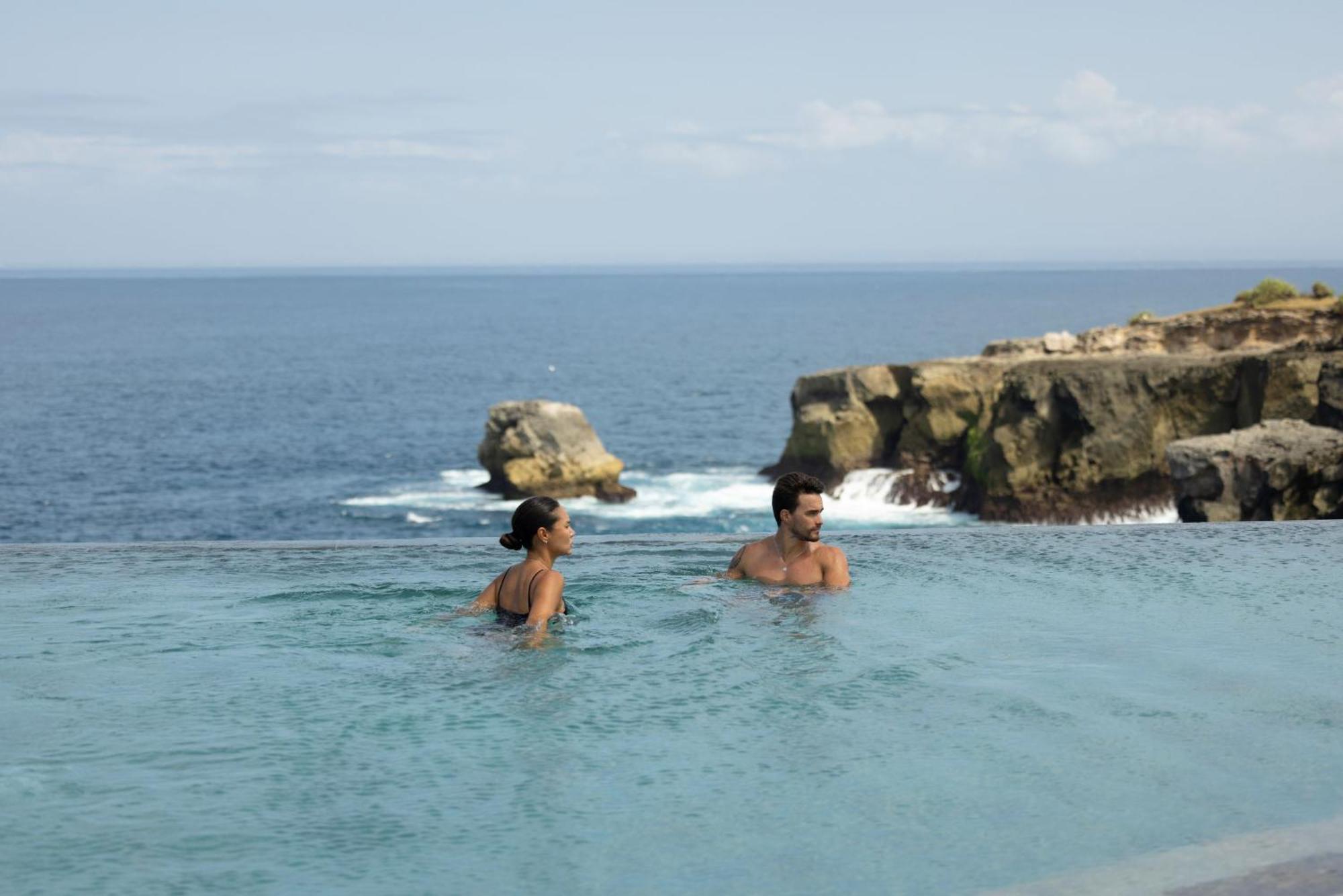 Arna Suites And Ocean Lounge Nusa Lembongan Extérieur photo